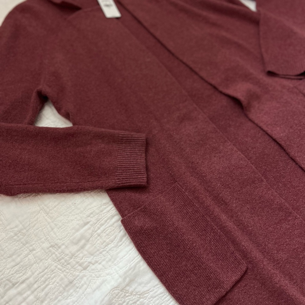 Express Maroon Long Sleeve Cardigan NWT - Picture 4 of 4